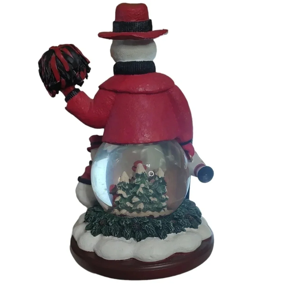 Tampa Bay Buccaneers Christmas Snowman Cheer  Snow/Water Globe.